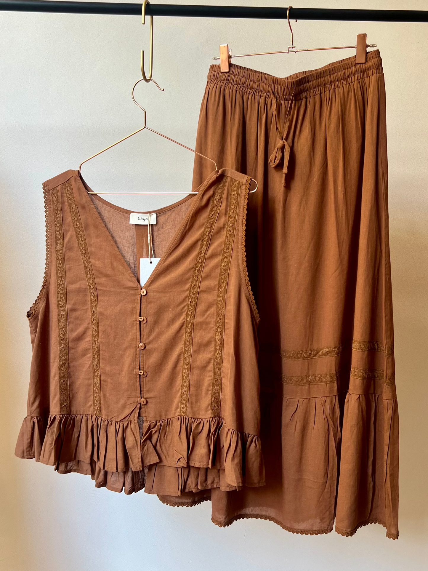 Castagna Lace Top Set