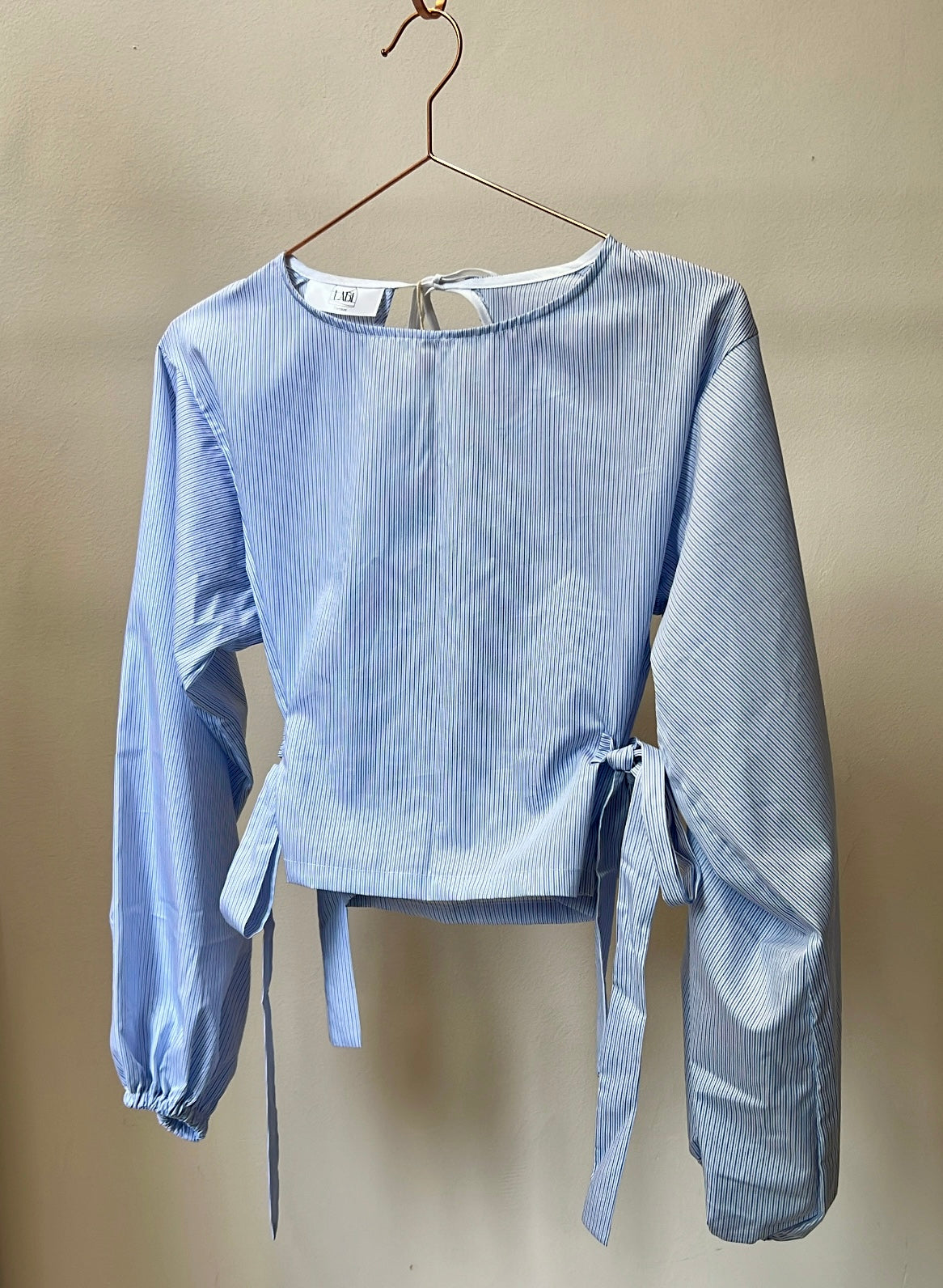 Side-Tie Balloon Sleeve Top