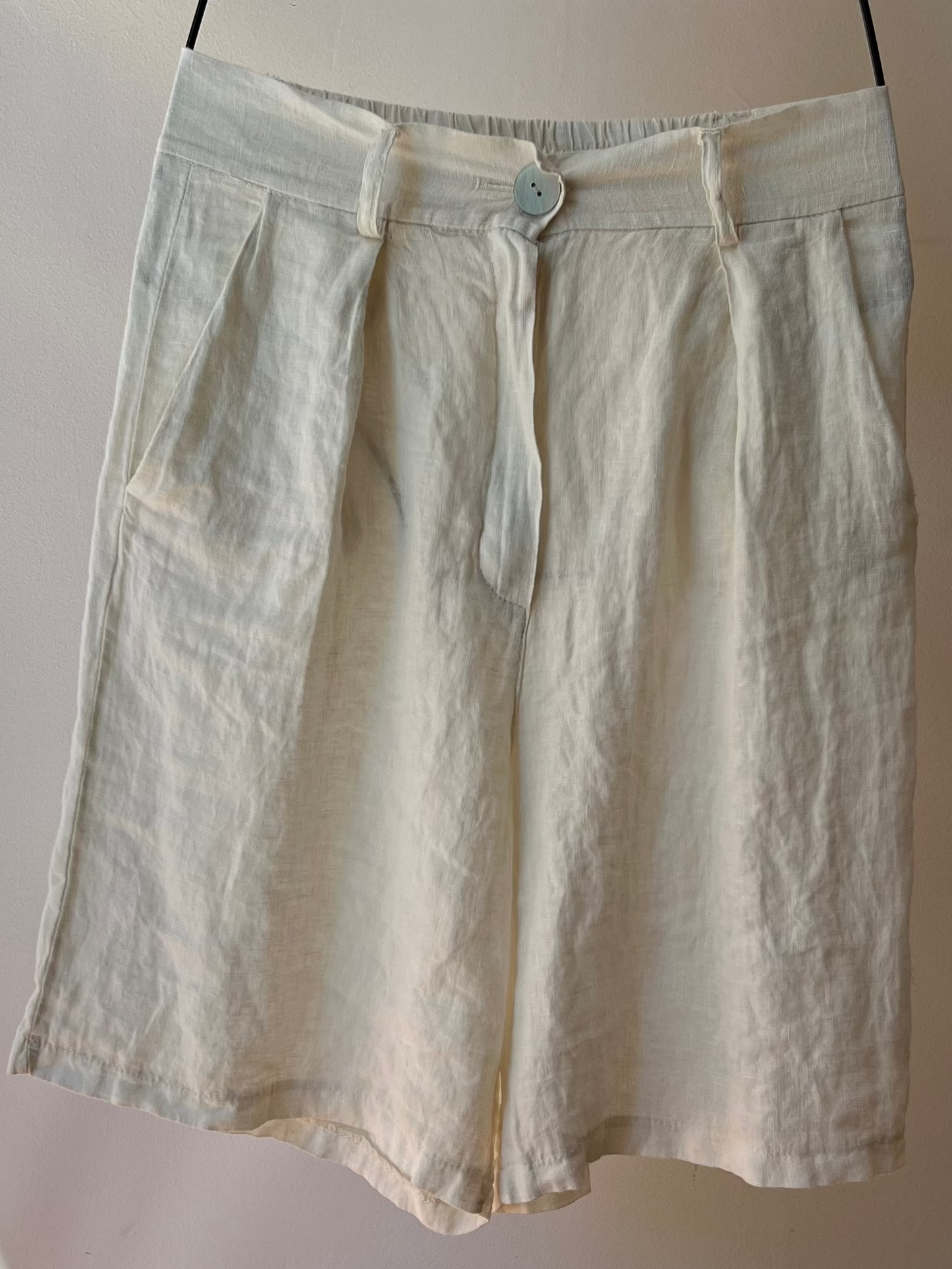 Positano Pleated Linen Shorts