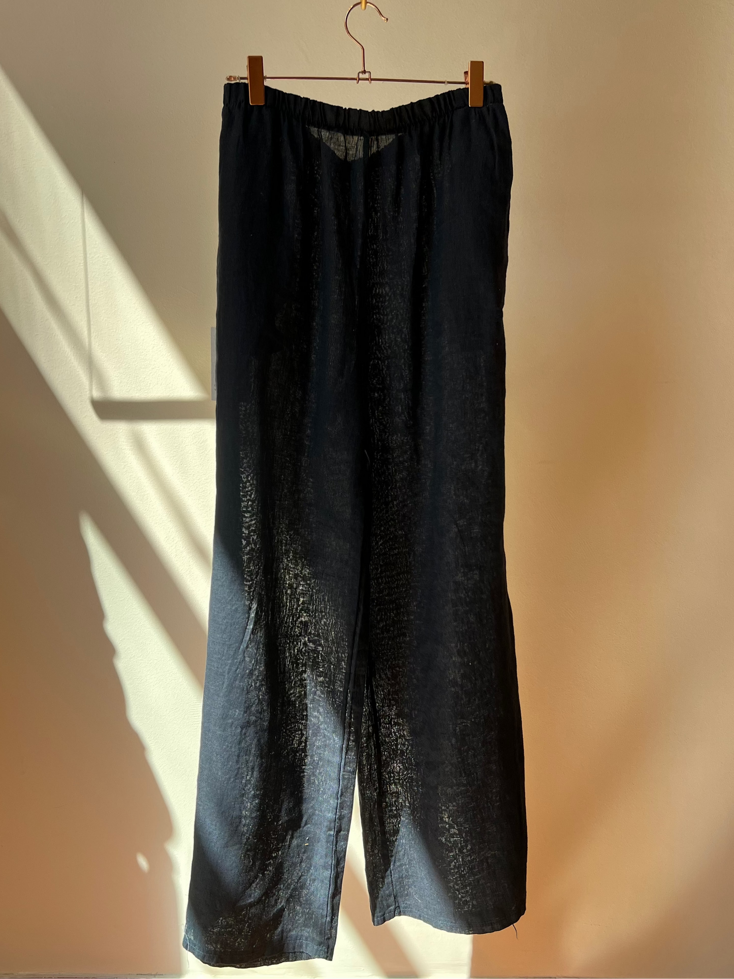 Wide-Leg Linen Pants