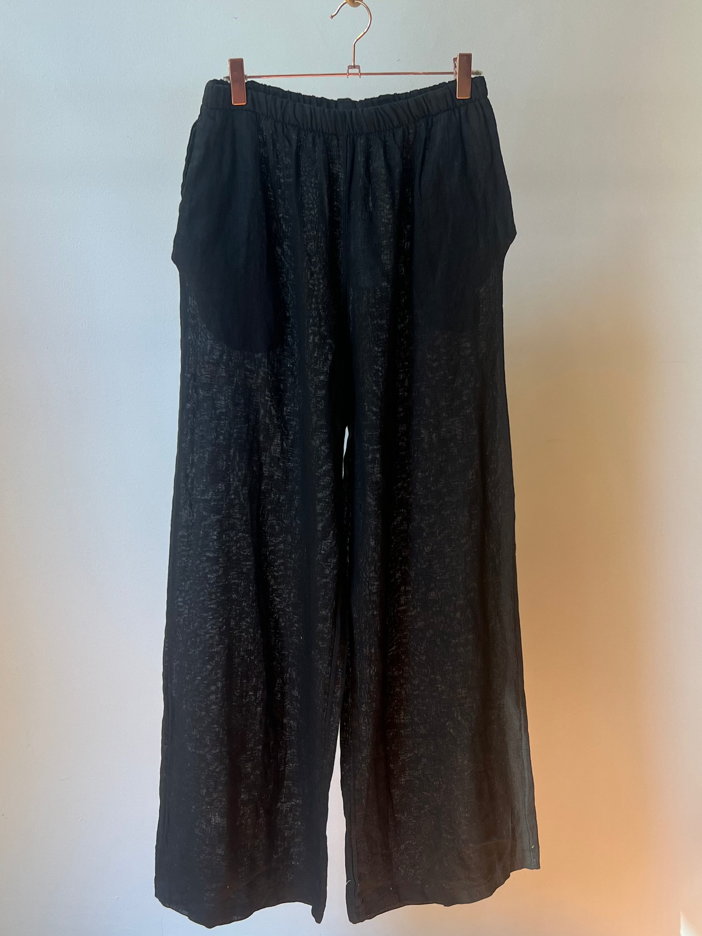 Wide-Leg Linen Pants